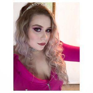 Meet your Posher, Ali